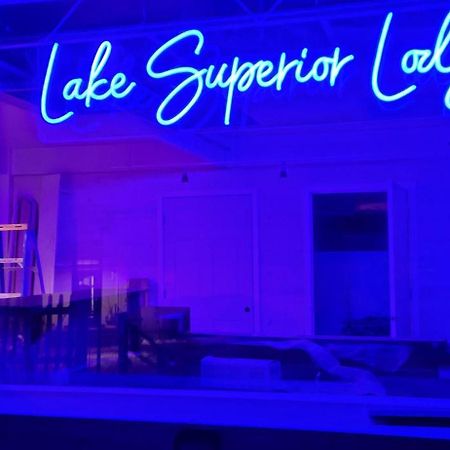 Chequamegon Lake Superior Lodge بايفيلد المظهر الخارجي الصورة
