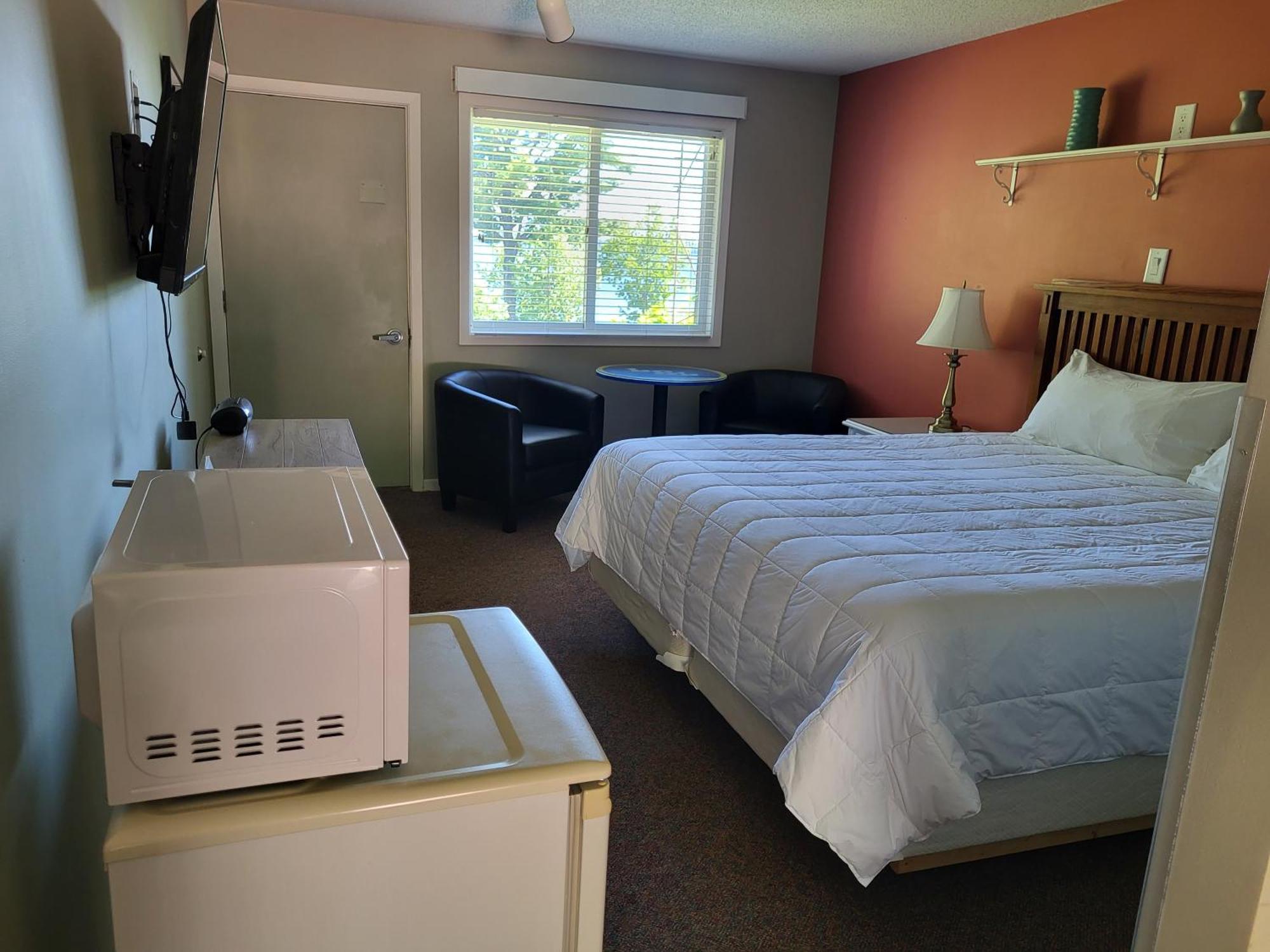 Chequamegon Lake Superior Lodge بايفيلد المظهر الخارجي الصورة